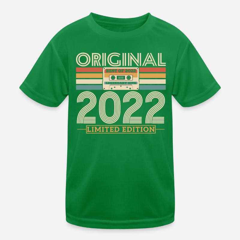 Nostalgic gift, vintage 2022 Kids Functional T-Shirt