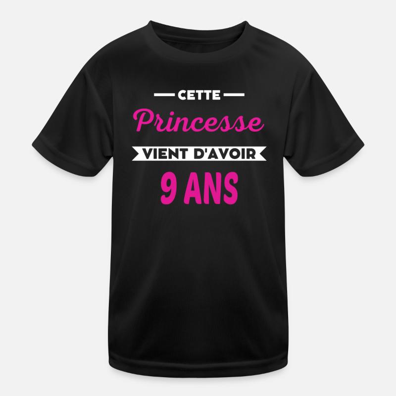 Cette Princesse vient d'avoir 9 ans T-shirt sport Enfant