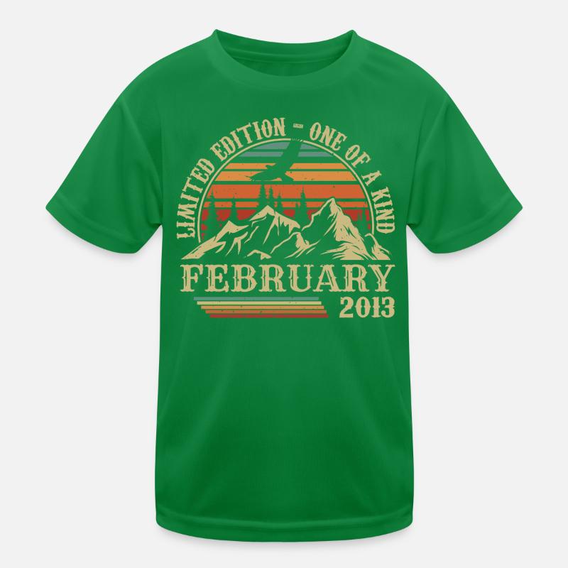 Février 2013 Rétro Né en Février 2013 Anniversaire T-shirt sport Enfant