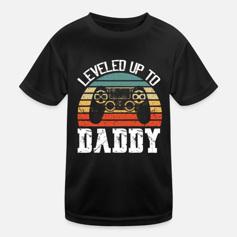 New Dad Fathers day Leveled up to Daddy Kids Functional T-Shirt