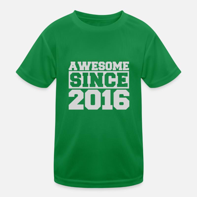 Awesome since 2016 Kinder Funktions-T-Shirt