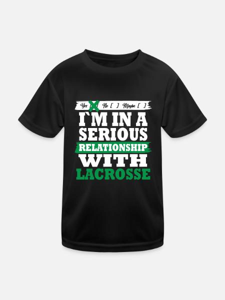 Lacrosse My serious relationship funny - Kinder Funktions-T-Shirt - Schwarz - Vorne