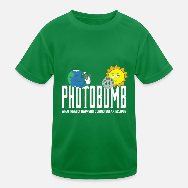 Total Solar Eclipse 2024 Totality Photobomb Sun Kinder Funktions-T-Shirt