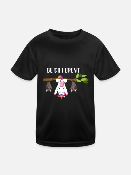 Be Different Einhorn mit Fledermäusen - Kinder Funktions-T-Shirt - Schwarz