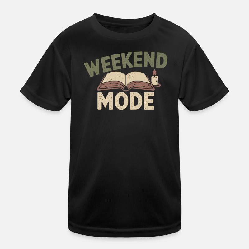 Weekend Mode – Cozy Buch & Kerze Kinder Funktions-T-Shirt