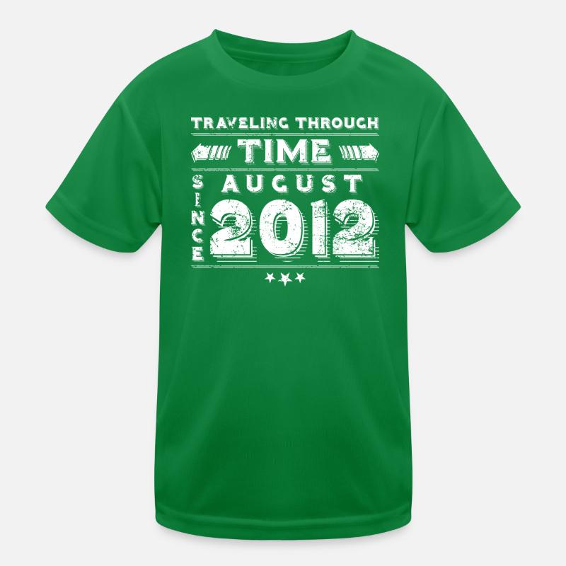 Vintage Zeitreise Geburtstags Design August 2012 Kinder Funktions-T-Shirt