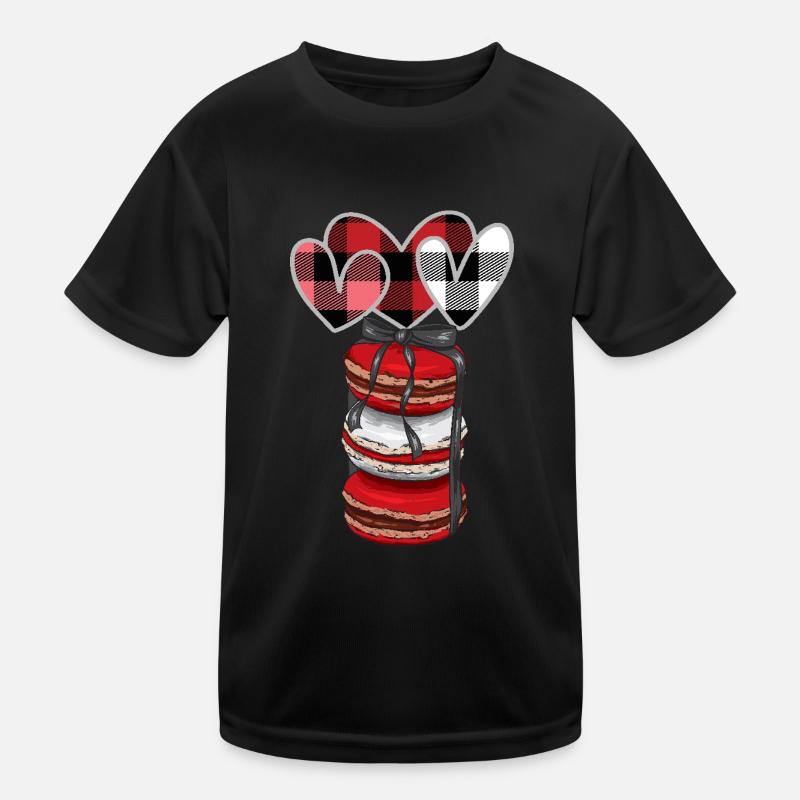 Valentinstag-Macaron-Stapel mit Büffelkaro-Herzen Kinder Funktions-T-Shirt
