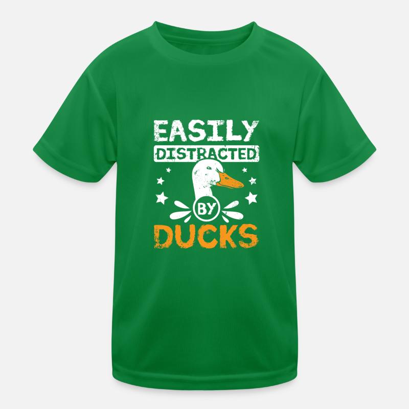Pet pekin duck easily distracted by ducks Kinder Funktions-T-Shirt