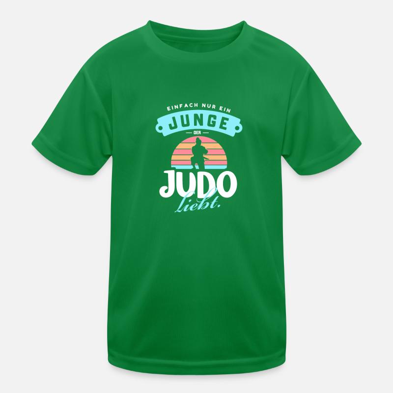 Junge, der Judo liebt Kinder Funktions-T-Shirt