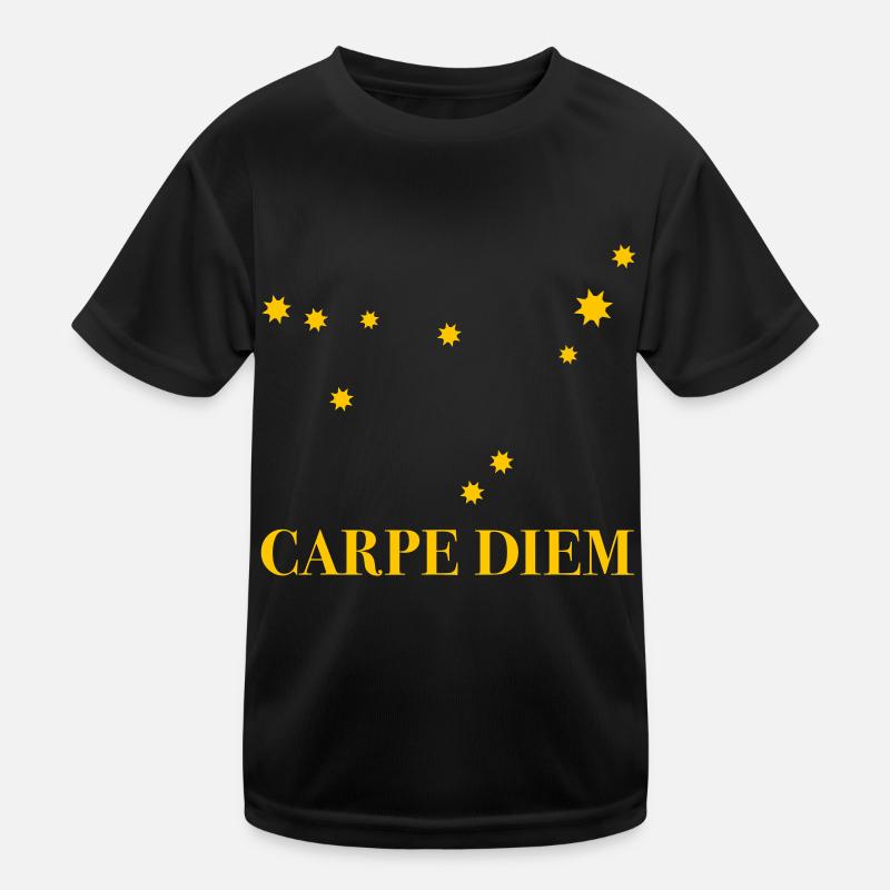 Carpe Diem nutze den Tag Sternbild Steinbock Deneb Kinder Funktions-T-Shirt