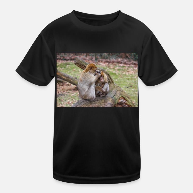 Barbary macaques (Berberaffe) Macaca sylvanus Kids Functional T-Shirt