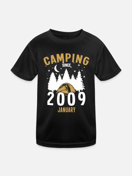 Geburtstag: Camping seit Januar 2009 Zelten - Kinder Funktions-T-Shirt - Schwarz - Vorne