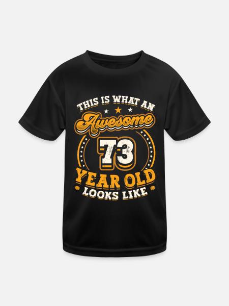 Voilà à quoi ressemble un grand homme de 73 ans. - T-shirt sport Enfant - noir - Devant