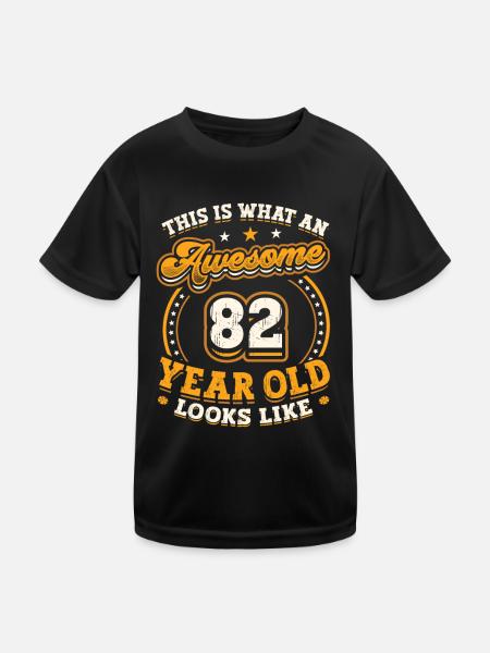 This is what an awestruck 82-year-old looks like. - Kids Functional T-Shirt - black - Front