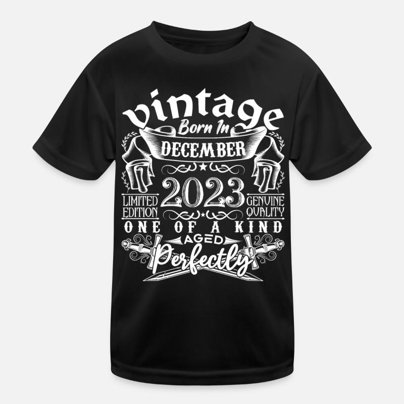 2023 Dezember 2023 Geburtstag Dezember 2023 Kinder Funktions-T-Shirt