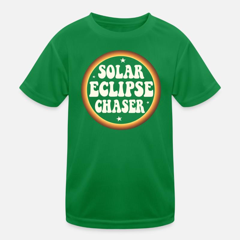Solar eclipse chaser Kinder Funktions-T-Shirt