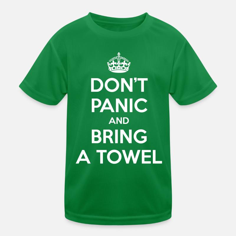 Don't panic and bring a towel (Keep Calm) Kids Functional T-Shirt