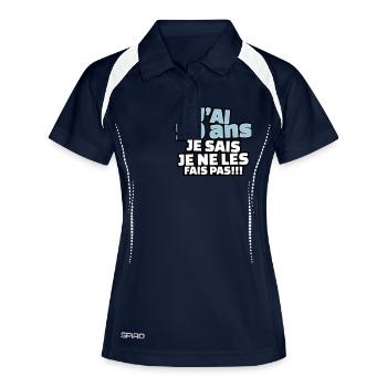 j'ai 50 ans je sais le ne les fais pas. - Polo respirant Femme - marine/blanc - Devant