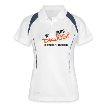 Qui a besoin de drogues? Fun Vector Design - Polo respirant Femme - blanc/marine - Devant