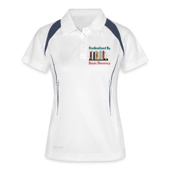 Radikalisiert durch grundlegende Anständigkeit Lustig Sarkastisch - Frauen Polo atmungsaktiv - Weiß/Navy - Vorne