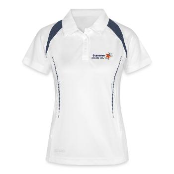 Mode été activé – Vacances, Soleil, Mer, Déclaration - Polo respirant Femme - blanc/marine - Devant