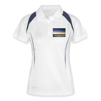 Lever de lune au-dessus d’une mer de nuages - Polo respirant Femme - blanc/marine - Devant