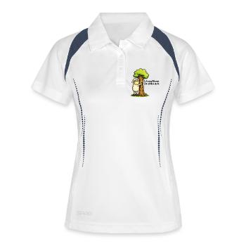 Schaf umarmt Baum – Naturwitz - Frauen Polo atmungsaktiv - Weiß/Navy - Vorne
