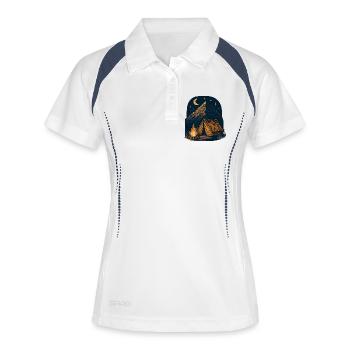 Bergnacht: Feuer, Zelt und Sternenhimmel - Frauen Polo atmungsaktiv - Weiß/Navy - Vorne