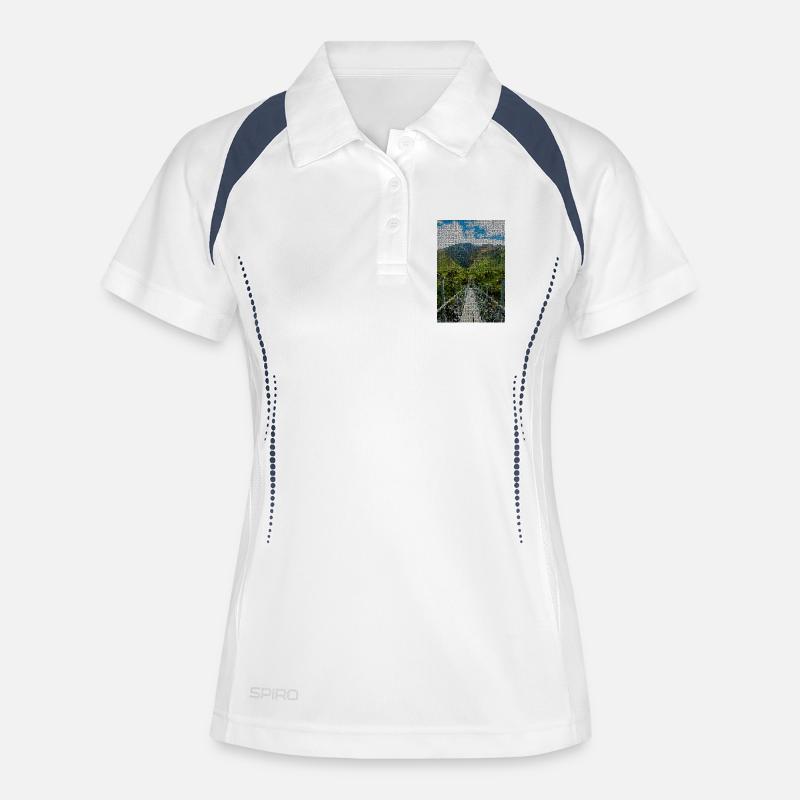 Path through green mountain landscape - Women's Polo breathable - white/navy