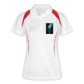 Illustration of a natural landscape - Polo respirant Femme - blanc/marine - Devant