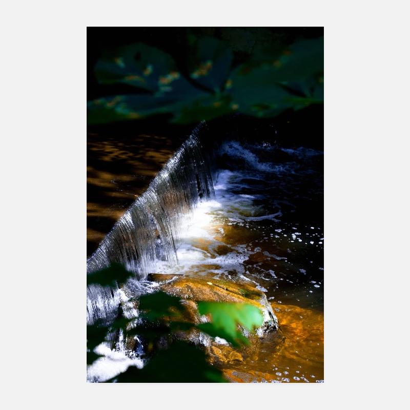 Lit de la rivière Moonlight Waterfall Poster 20 x 30 cm