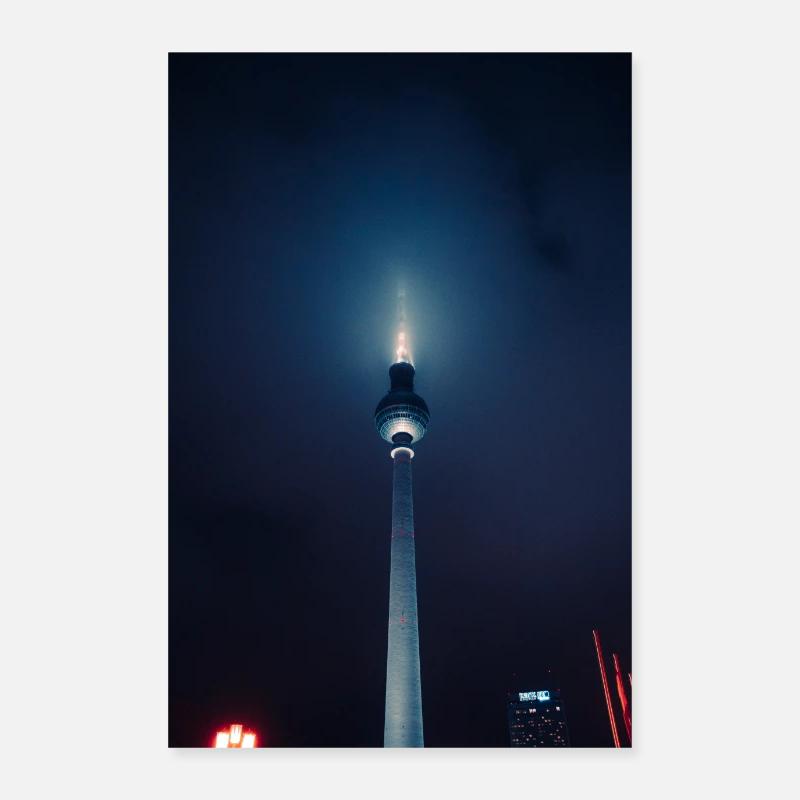 Cracking through the sky Poster 60x90 cm