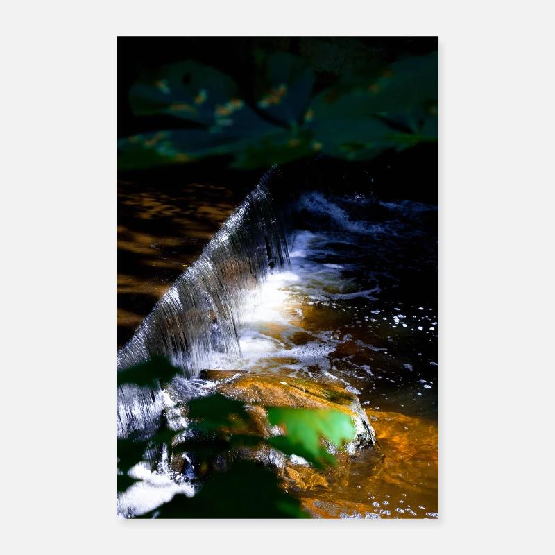 Lit de la rivière Moonlight Waterfall Poster 40 x 60 cm