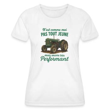 The Farmer's Gift | Humor Antique Tractor - Women's Functional T-Shirt - white - Front - AI Model Female 172 dark (172cm)
