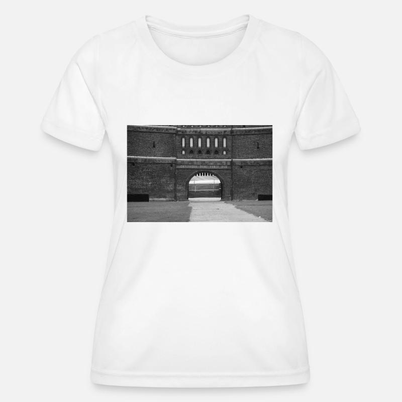 Holsten Gate close-up - Women's Functional T-Shirt - white