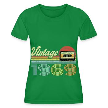 Vintage 1969 Kassette Mixtape - 52. Geburtstag - Frauen Funktions-T-Shirt - Kelly Green - Vorne - AI Model Female 172 dark (172cm)