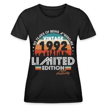 30ème anniversaire millésime 1992 Vieilli parfaitement - T-shirt sport Femme - noir - Devant - AI Model Female 172 light (172cm)