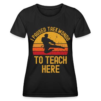 Taekwondo und Lehrer retro vintage - Frauen Funktions-T-Shirt - Schwarz - Vorne - AI Model Female 172 light (172cm)