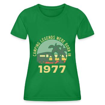 Campinglegenden Geboren 1977 Caravan - Frauen Funktions-T-Shirt - Kelly Green - Vorne - AI Model Female 172 dark (172cm)