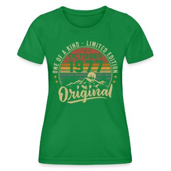 Geburtstagsgeschenk | Jahrgang Jahrgang Oktober 1977 - Frauen Funktions-T-Shirt - Kelly Green - Vorne - AI Model Female 172 dark (172cm)