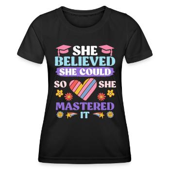 Sie hat es gemeistert Master Abschluss - Frauen Funktions-T-Shirt - Schwarz - Vorne - AI Model Female 172 light (172cm)