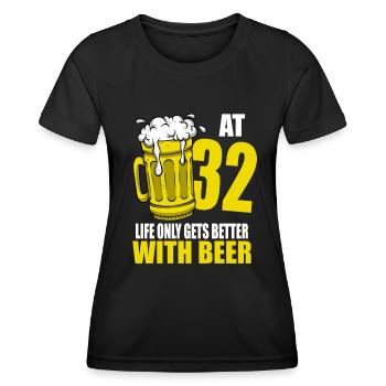 Men Beer Birthday Funny 32 Year Old Beer Lover - Women's Functional T-Shirt - black - Front - AI Model Female 172 light (172cm)