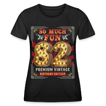 82. Geburtstag 82 Jahre Vintage-Retro Fun-Birthday - Frauen Funktions-T-Shirt - Schwarz - Vorne - AI Model Female 172 light (172cm)