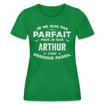 Arthur Ein Vorname, eine Geschichte, eine Persönlichkeit - Frauen Funktions-T-Shirt - Kelly Green - Vorne - AI Model Female 172 dark (172cm)