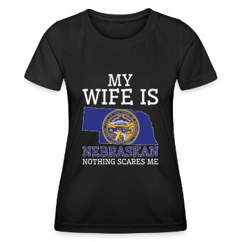Nichts macht mir Angst Nebraska Ehefrau Nebraska - Frauen Funktions-T-Shirt - Schwarz - Vorne - AI Model Female 172 light (172cm)