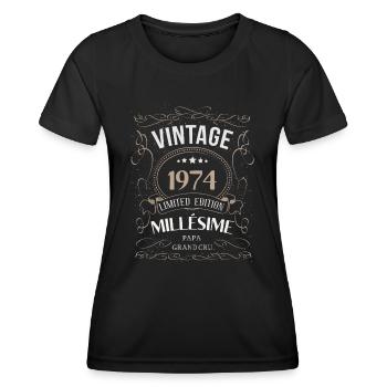 PAPA NÉ EN 1974 ANNIVERSAIRE cadeau humour vin - T-shirt sport Femme - noir - Devant - AI Model Female 172 light (172cm)