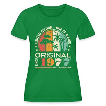Vintage Car Built in 1977 Born Vintage Birthday - Women's Functional T-Shirt - kelly green - Front - AI Model Female 172 dark (172cm)
