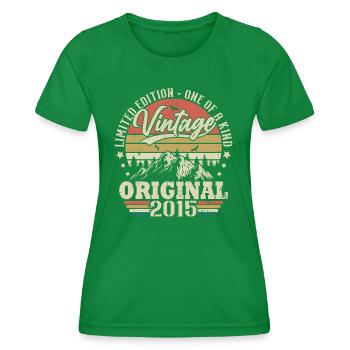 Original Vintage Geburtstag Geschenkidee 2015 - Frauen Funktions-T-Shirt - Kelly Green - Vorne - AI Model Female 172 dark (172cm)