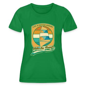La vie est meilleure pendant les jours de vent Sports nautiques - T-shirt sport Femme - vert - Devant - AI Model Female 172 dark (172cm)