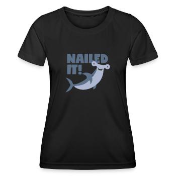 Jeu de mots marteau: « Cloué! » - T-shirt sport Femme - noir - Devant - AI Model Female 172 light (172cm)